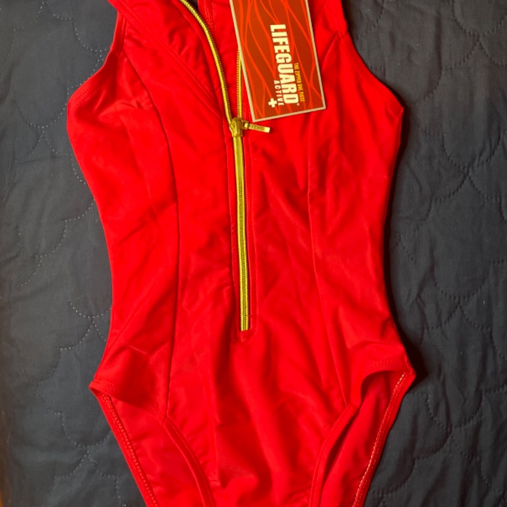 Bathing suit - Picture 2 of 7
